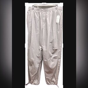 NWT Parachute Pants 👖 by Hippie Rose 🌹